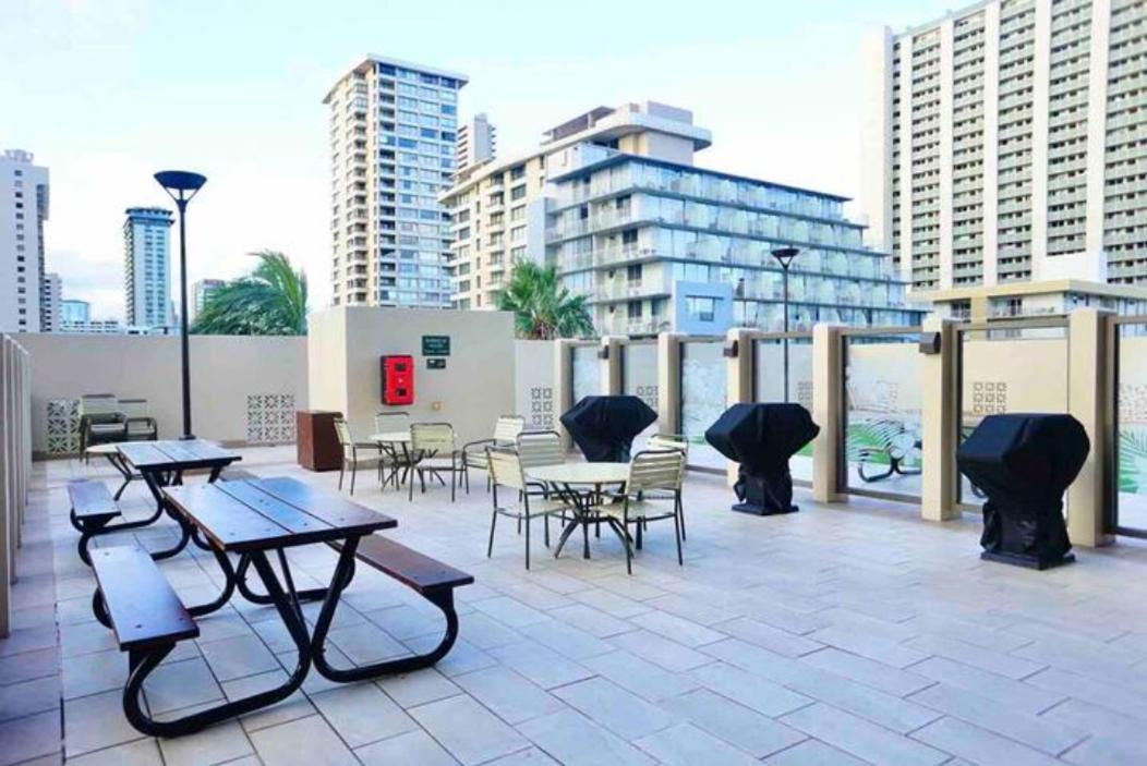Apartamento 1508- Heart Of Waikiki With Kitchen-Free Parking-King Bed-Corner Unit Honolulu Exterior foto