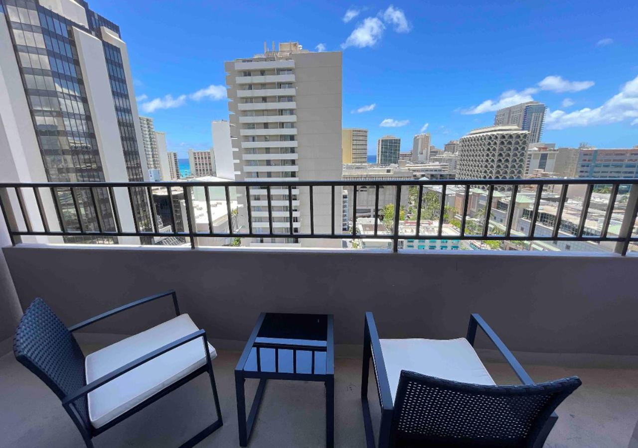 Apartamento 1508- Heart Of Waikiki With Kitchen-Free Parking-King Bed-Corner Unit Honolulu Exterior foto